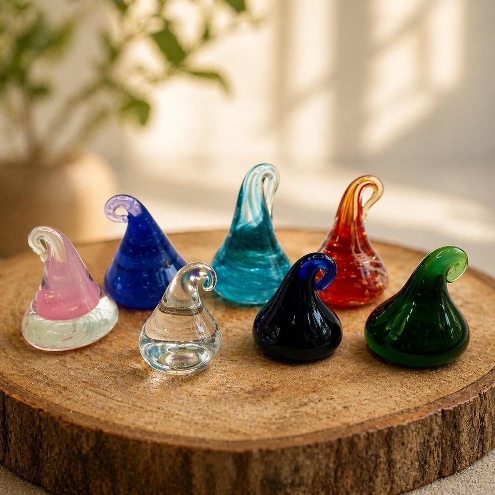 Hand Blown Art Glass Paperweights Lot Signed WCG Glass Kisses Set of 7